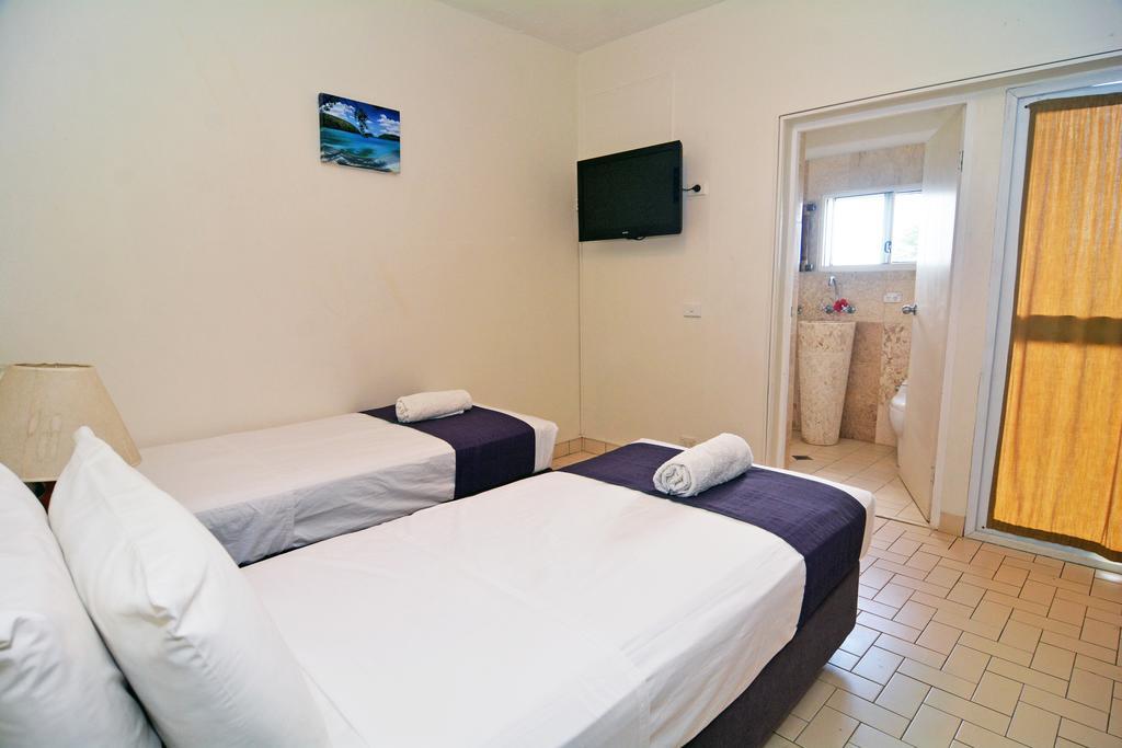 Coconut Palms Resort Vanuatu Port Vila Exterior photo