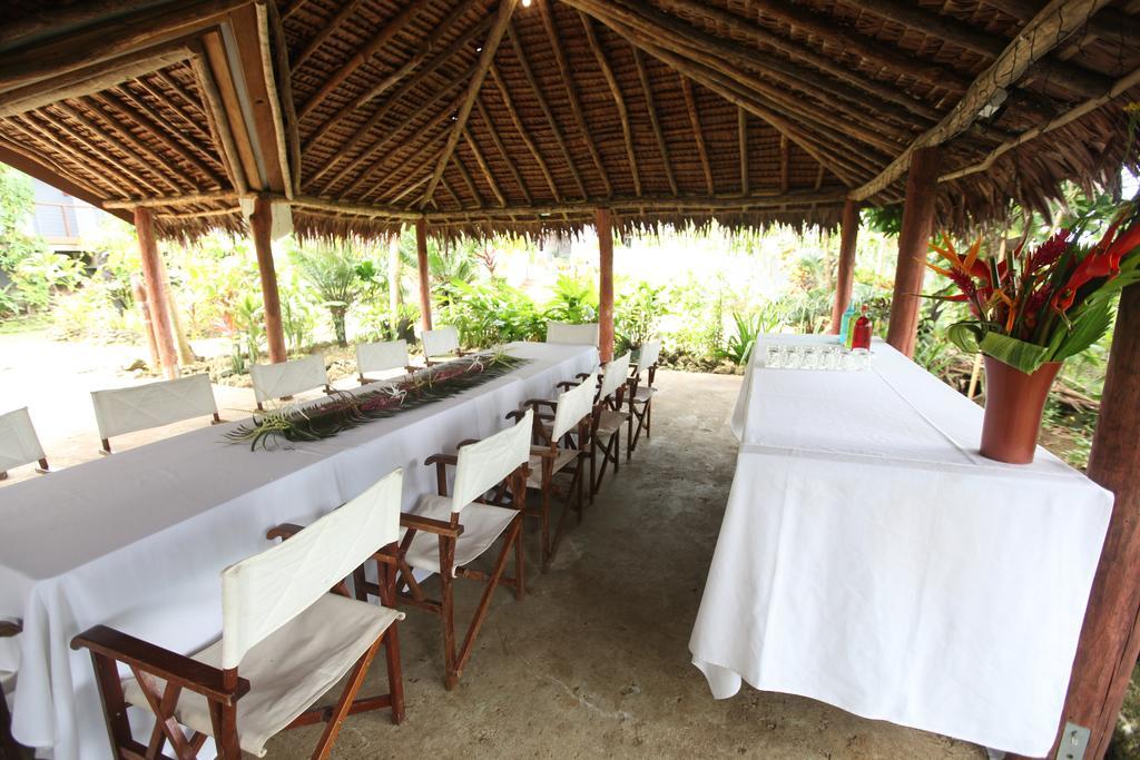 Coconut Palms Resort Vanuatu Port Vila Exterior photo